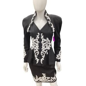 Vintage IIF Set Women’s Size: S - Blazer XS - Skirt White Appliqué Black